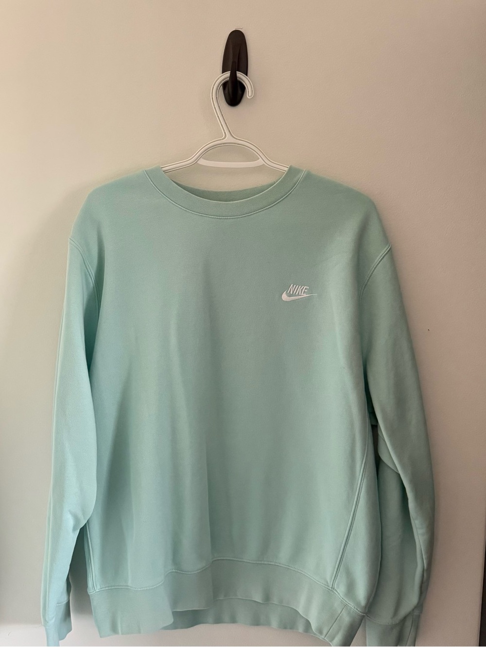 Nike Men’s Light Blue Crewneck Sweatshirt | Nike Club Fleece Crew Mint